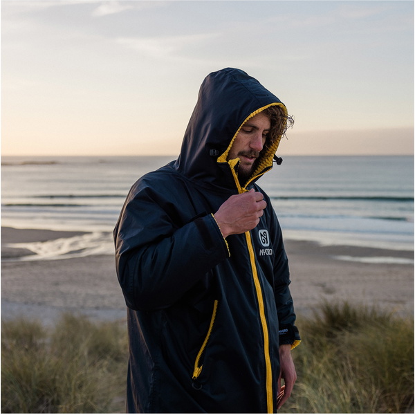 2024 Nyord Primaloft® Outdoor Changing Robe ACC0005 - Navy / Yellow