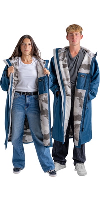 2026 Dryrobe Advance Long Sleeve Changing Robe DALSV3 - Deep Sea Blue / Sand Camo