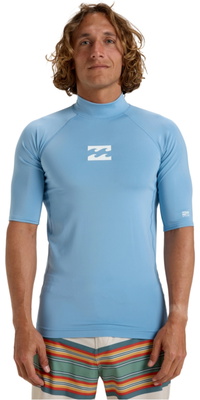 2026 Billabong Männer Waves All Day Short Sleeve Lycra Vest EBYWR00101 - Sky Blue