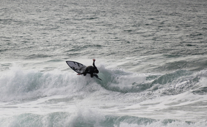 Mystic Star Neoprenanzug beim Surfen, Wakeboarden, Kitesurfen und SUPen