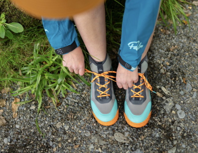 Scarpetta Palm Gradient 3.0 nel colore Sherbet e Turquoise, con suola Vibram Idrogrip e collarino in neoprene